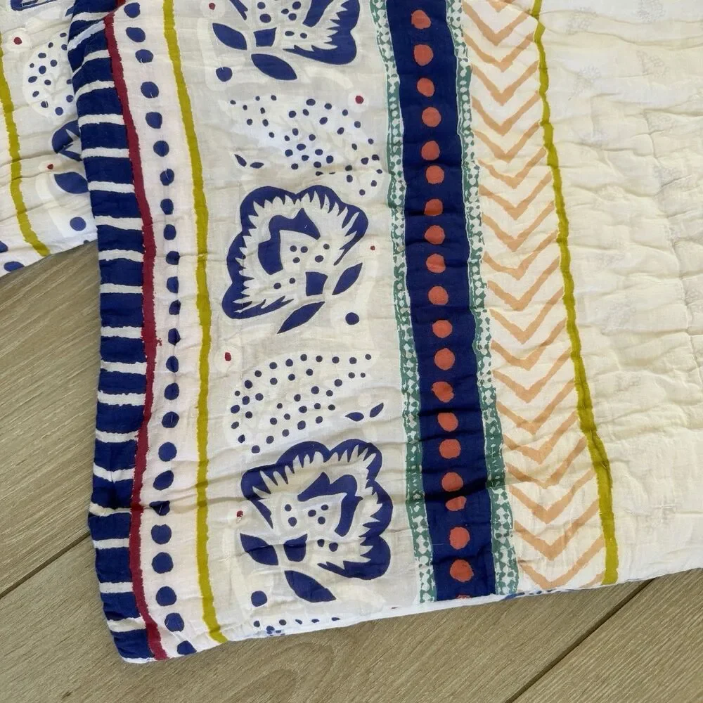 Set of 2 Anthropologie Bisbita Pillow Shams 26